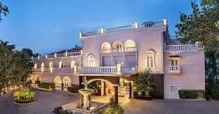 Karol Bagh hotel evening for Delhi outcall