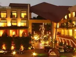Malad hotel evening for Mumbai outcall
