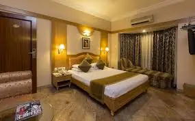 Bavdhan hotel evening for Pune outcall