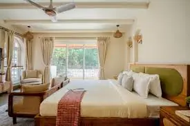 Taj Ganj Escorts near Taj hotels in Agra