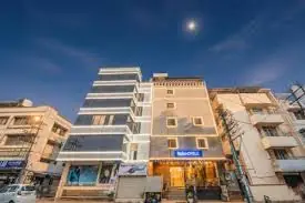 Sector 137 hotel evening for Noida outcall